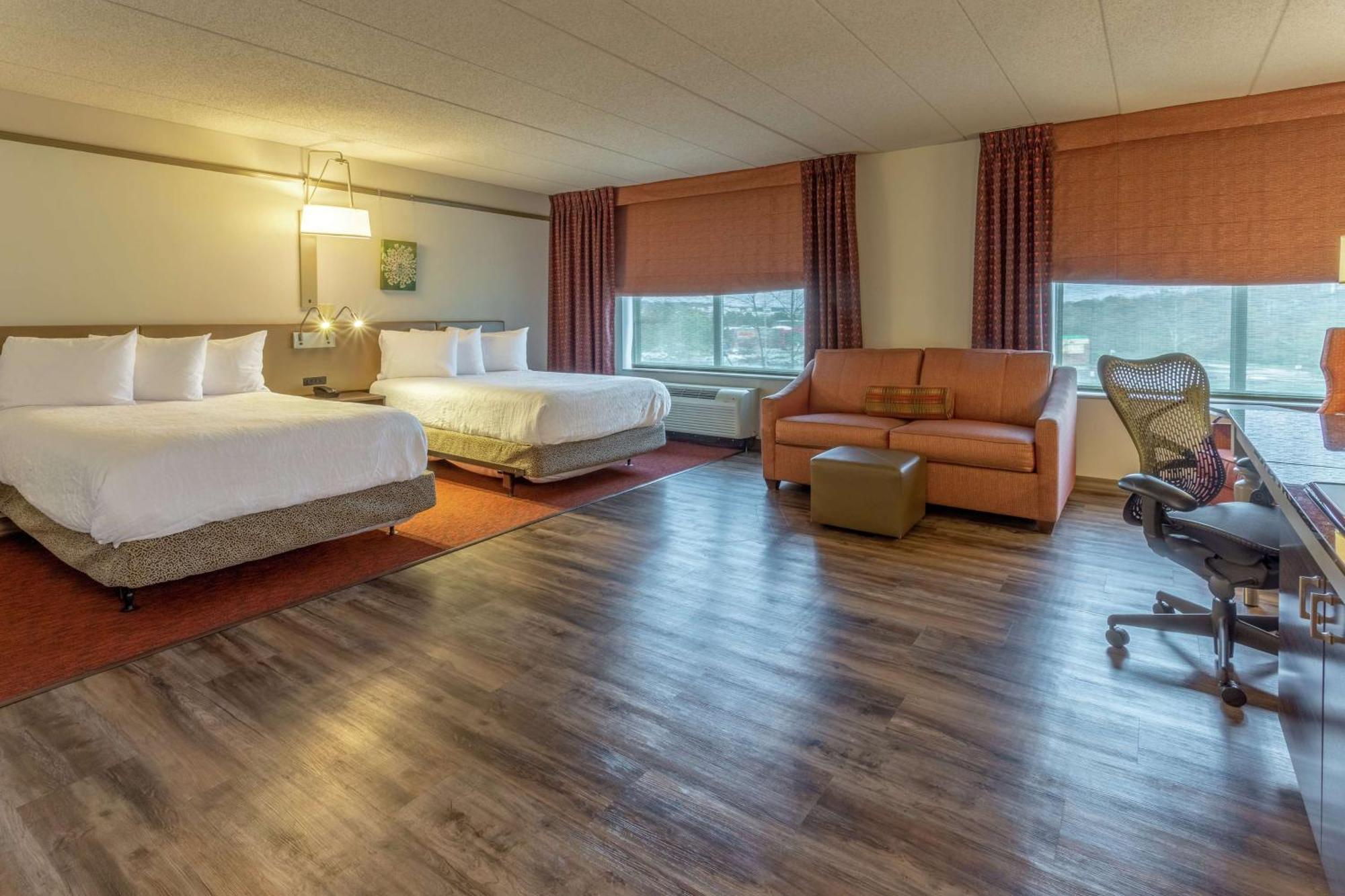 Hilton Garden Inn Овингс-Миллс Экстерьер фото
